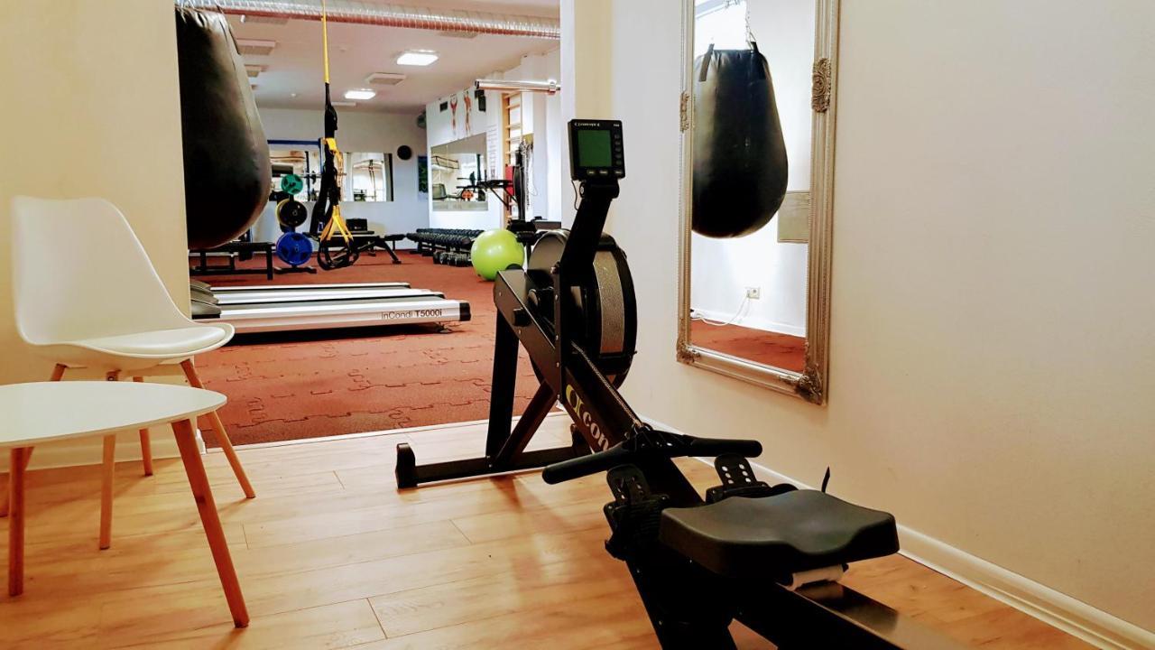 Agrohotel Tri Brezy Hrustin Exteriör bild
